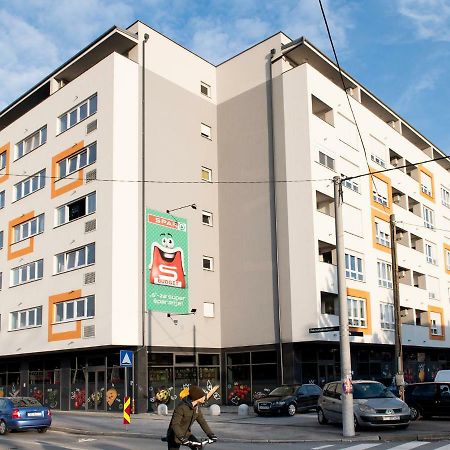 Flexible Selfcheckins 9 - Zagreb - Garage - Electric Vehicle Ccharger - Loggia - New - Apartments Repinc 9 Exterior photo